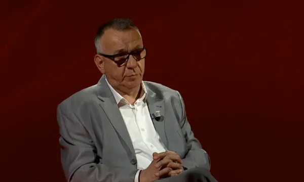 Identifikohen Adem Beqiri dhe dy aktivistë të tjerë midis 23 të zhvarrosur në Mitrovicë