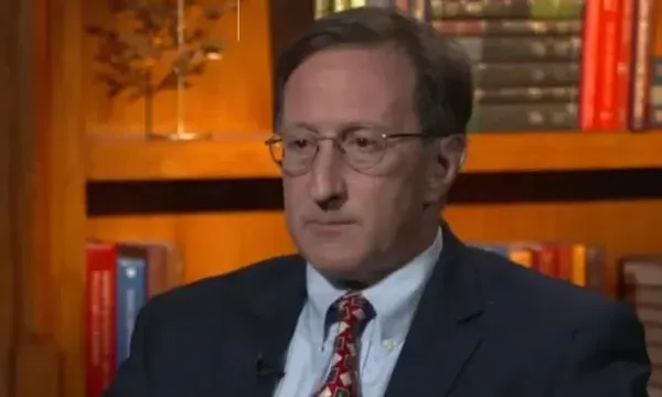Ish-zyrtari amerikan thotë se Gjykata Speciale s’duhej të ngrihej