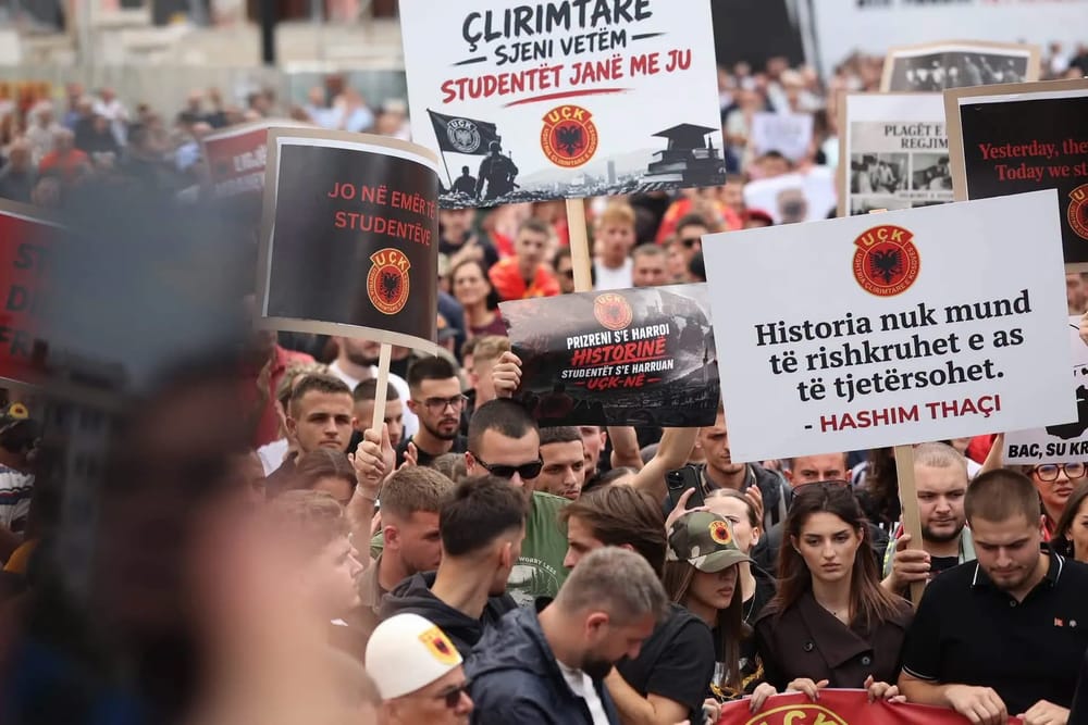 Natën e 11-të e protestës "Jo në emrin tim" me artistë dhe veterane në Prishtinë