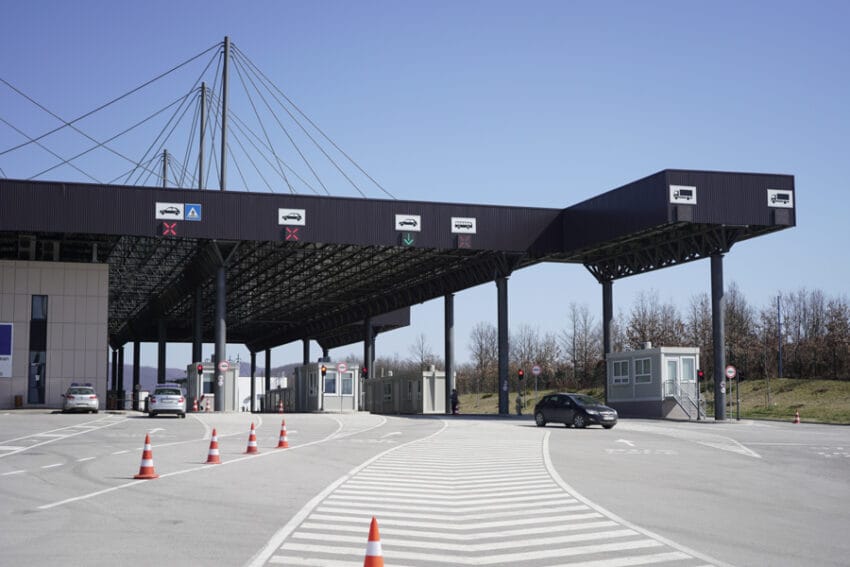 LAMM: Trafiku pa probleme dhe pa pritje në vendkalimet kufitare