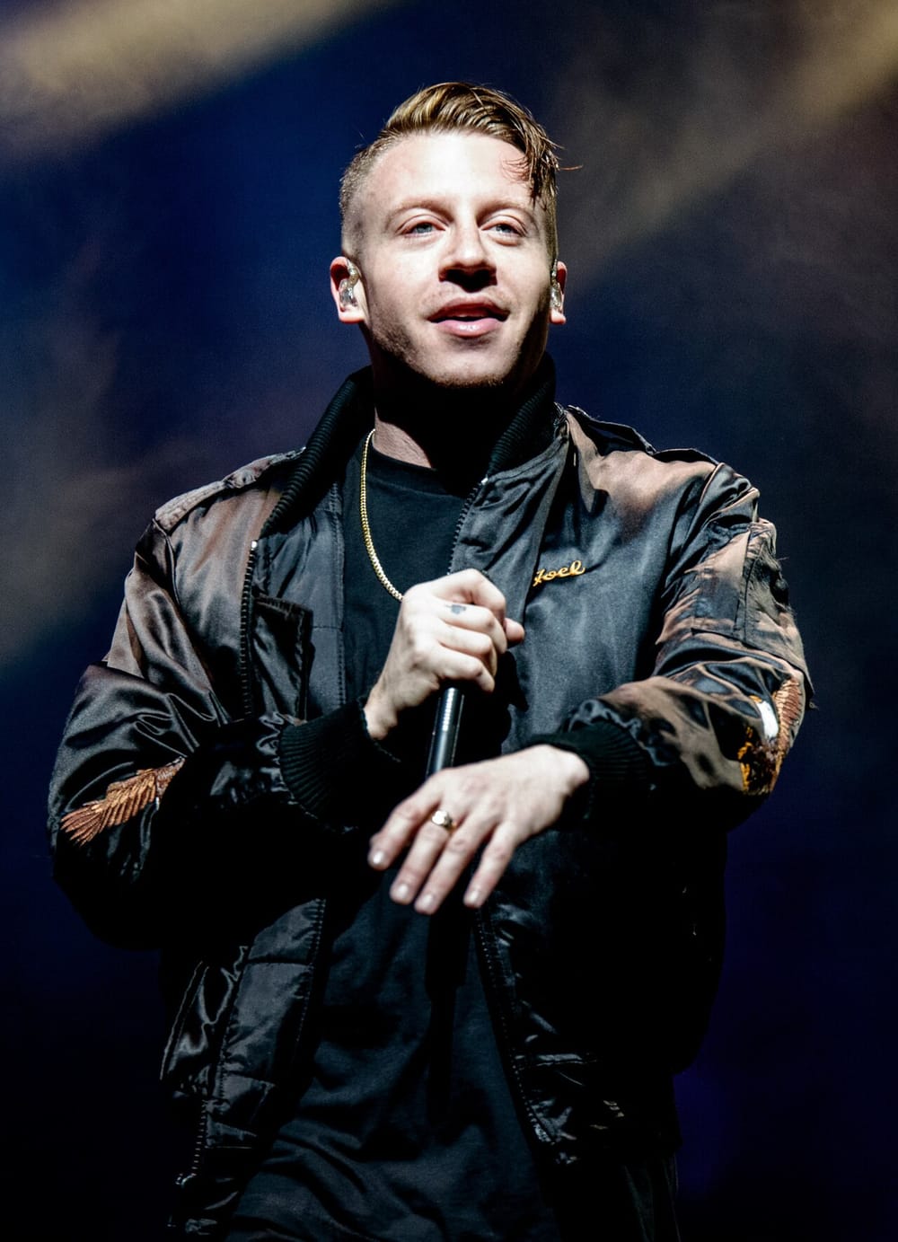Macklemore dhuron 1 milion dollarë për Palestinën pas përjashtimit nga turneu