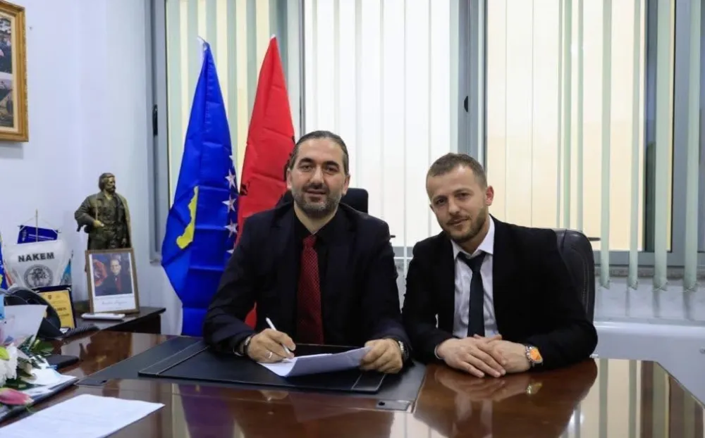 Kryetari i Fushë Kosovës shkarkon drejtorin e arrestuar