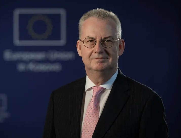 Dirk Schuebel merr mandatin e ri diplomatik në Kosovë
