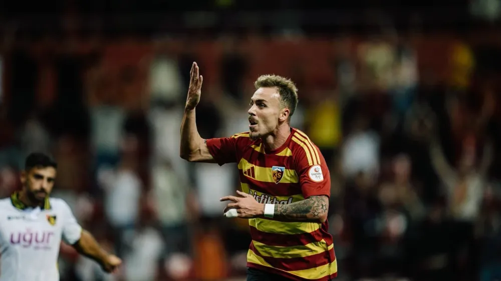 Taulant Seferi shënon dy golë, Kayserispor mposht 4-0 Istanbulsporin