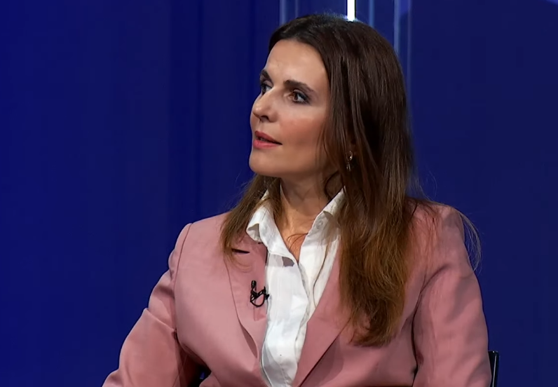 Vlora Çitaku: Prishtina kurrë më e bukur, verdikti popullor për të gjykuarit në Hagë