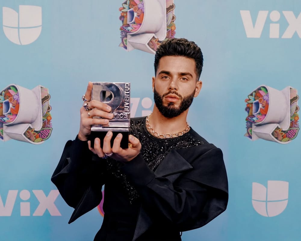 Artisti MIRUD triumfon në “Premios Juventud”