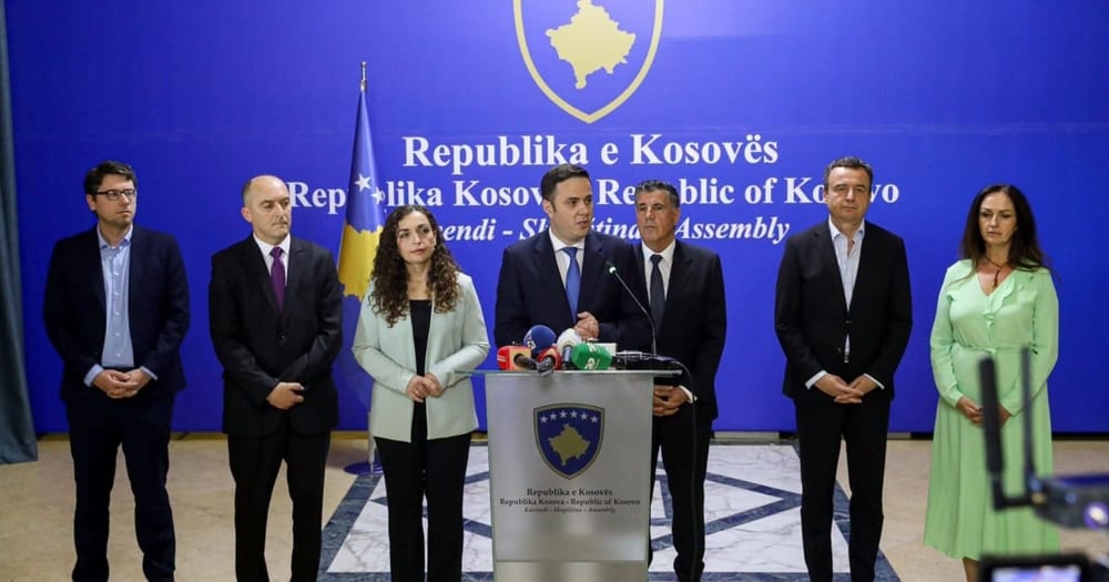Konfigurimi aktual politik nuk mjafton për presidentin pa partitë e tjera