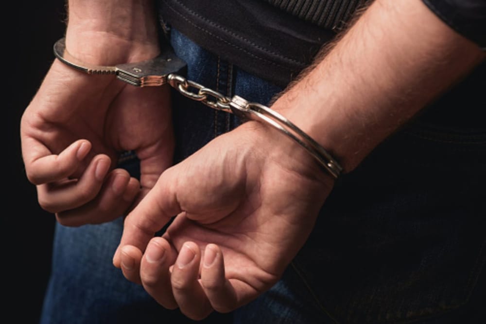 Aksion policor kundër kontrabandës me ilaçe dhe korrupsionit
