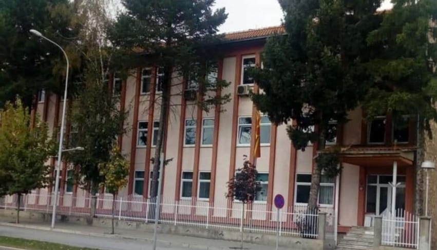 Kallëzim ndaj gruas 73-vjeçare në Kërçovë pas sulmit ndaj fëmijëve