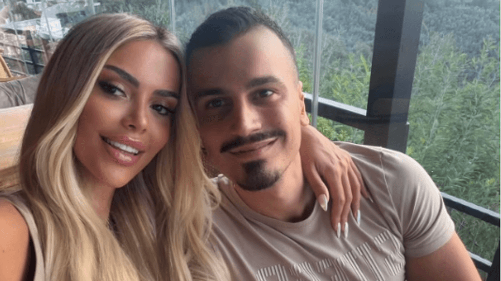 Brikena Selmani mohon lajmet për shtatzëni në grupin e fansave