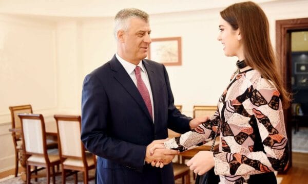Dua Lipa ripublikon shifrat e krimeve, Rama shkruan 'Marre' pas aktgjykimit