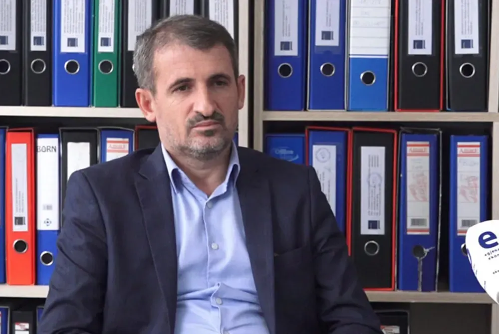 Miftaraj kritikon Deharin për seancën e Kuvendit më 9 shtator