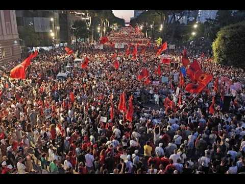 Diaspora nis autokolonën për në Tiranë më 12 shtator