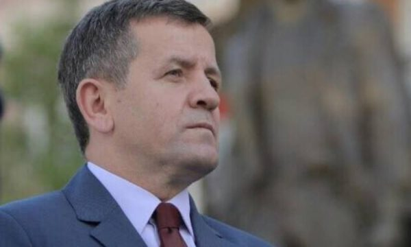 Deputeti i PDK-së kërkon koalicion të madh mes LVV-së dhe partive