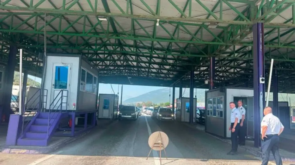 Kosova importoi 568 milionë euro mallra më shumë sesa eksportoi në gusht