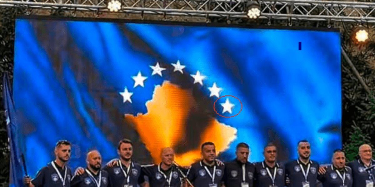 Maqedonia e Veriut prezanton flamurin e Kosovës me 7 yje në kampionat