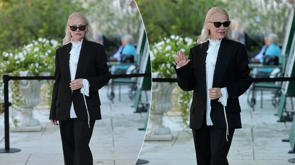 Pamela Anderson tërheq vëmendjen në Festivalin e Filmit në Venecia