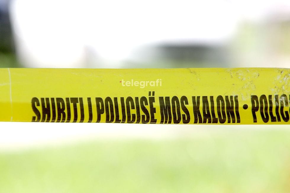 Trupi i pajetë dërgohet në IML pas gjetjes së një personi pa shenja jete në Mitrovicë