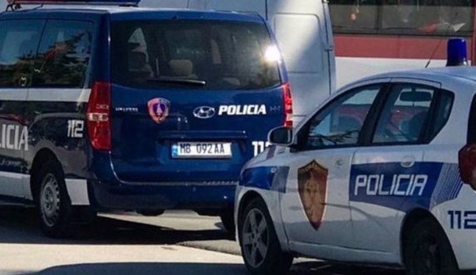 Tiranë, parandalohet konflikti i dhjetëra të miturve në Yzberisht