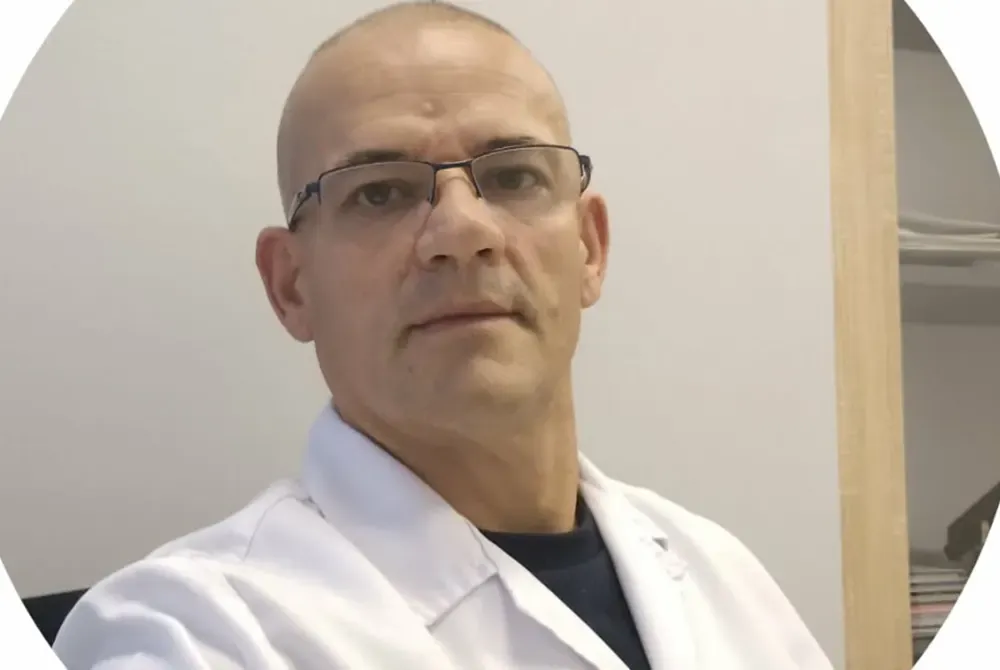 Ismail Halili, magjistri i farmacisë që i shërben shëndetësisë së Gjilanit