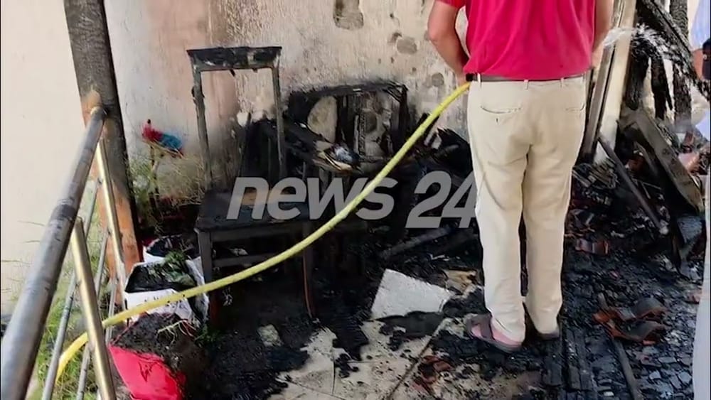 Zjarri shkrumbon banesën në Fier, pronarja merr djegie të rënda