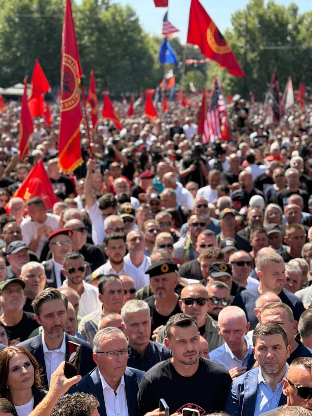 Memli Krasniqi: Protestat kundër vendimeve të Hagës do të vazhdojnë çdo ditë