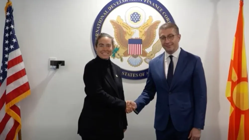 Mickoski takon zyrtarët amerikanë për bashkëpunim ekonomik