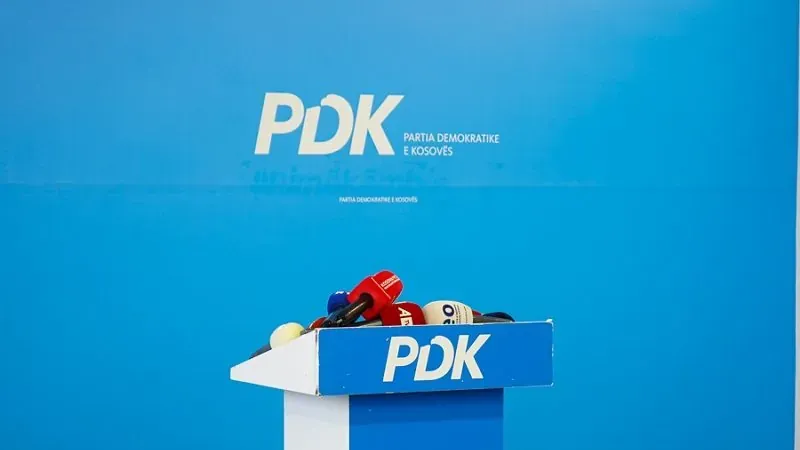 PDK kritikën deklaratën e ambasadorit britanik për aktgjykimin e Hagës