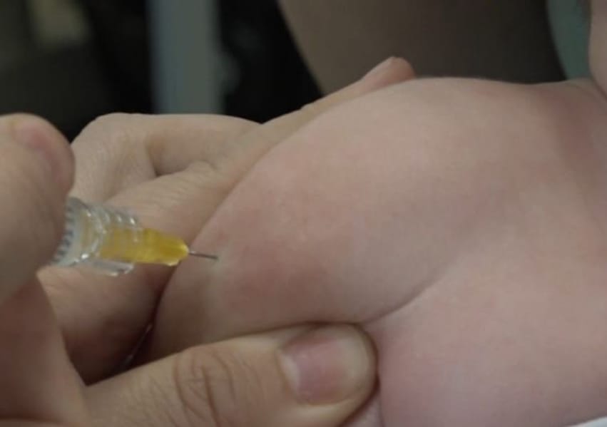 Mbi 8 mijë fëmijë të vaksinuar kundër fruthit ndërkohë që rastet shënojnë rritje
