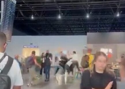 Video të reja tregojnë përleshje me karrige në Aeroportin e Shkupit