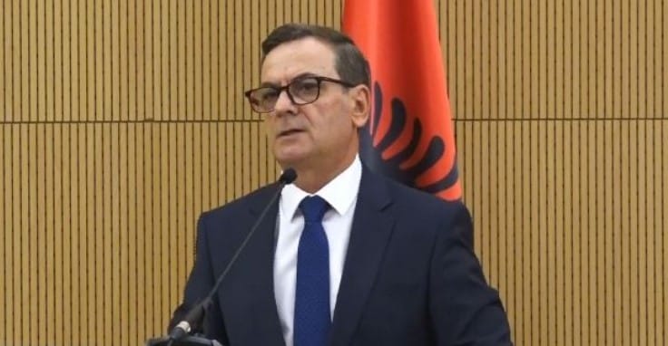 KLGJ mbledh gjyqtarët ndërsa vijon bojkotimi i punës për pagat