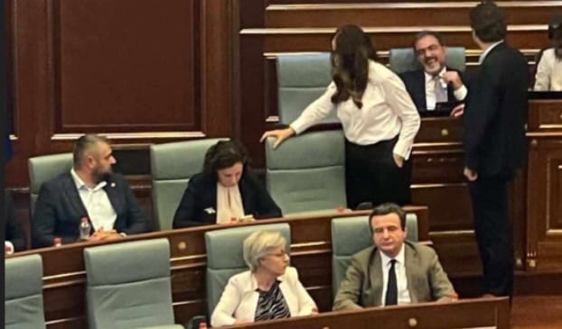 Kurti ende në seancë, takimi me Hamzën ende s’ka nisur