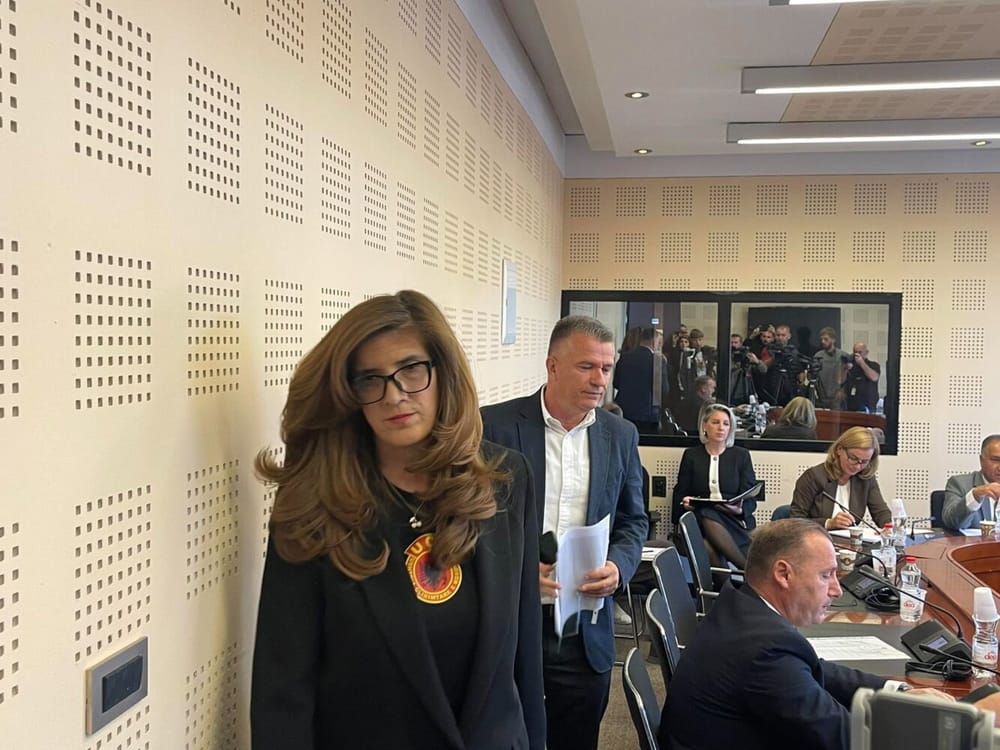 Musliu dhe Demaku lëshojnë mbledhjen e Komisionit për Specialen