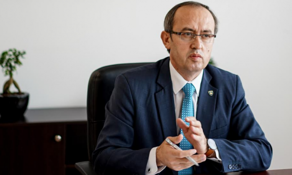 Kurti: Marrëveshja me LDK për Sejdiu ende vlefshme, Hoti: Ai është tërhequr