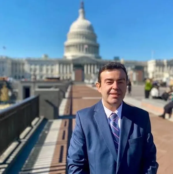Isuf B. Bajrami: Kosova ka nevojë për bashkim, propozon Faton Bislimin për president
