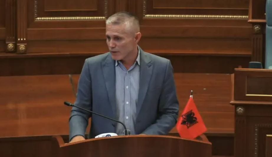 Kërkohet hetim për përdorimin e gazit lotsjellës me afat të skaduar ndaj protestuesve