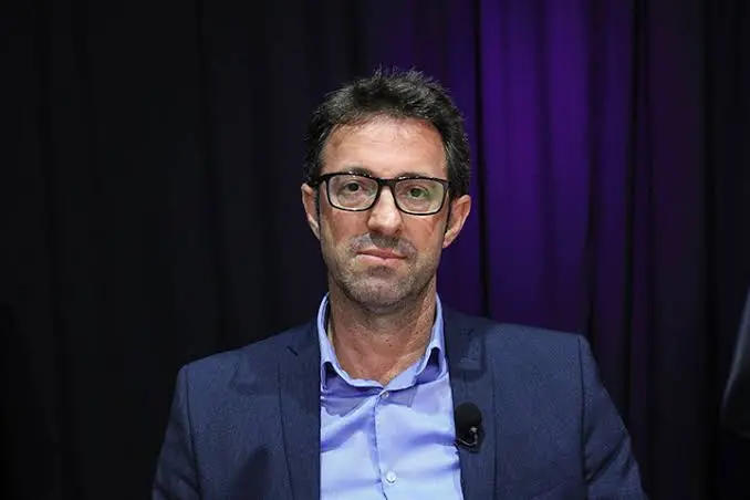 Alban Krasniqi reagon ashpër ndaj thirrjes së Endrit Thaçit për Gjykatën Speciale