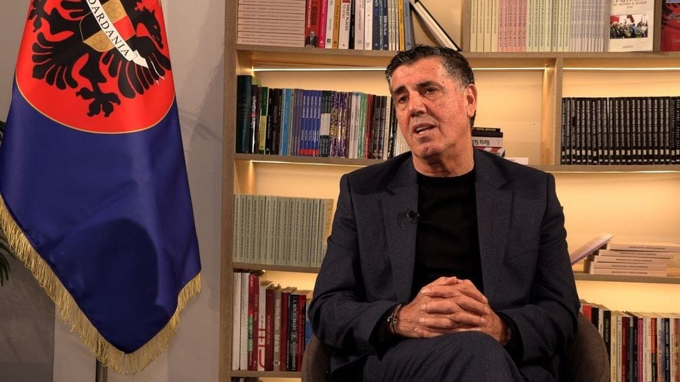Haziri kritikon shkarkimin e Isufajt: Republika nuk e duron mentalitetin parti-shtet