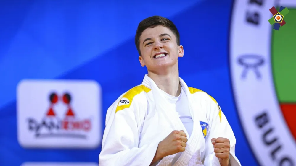Laura Fazliu fiton ndaj gjermanes në Kampionatin Botëror