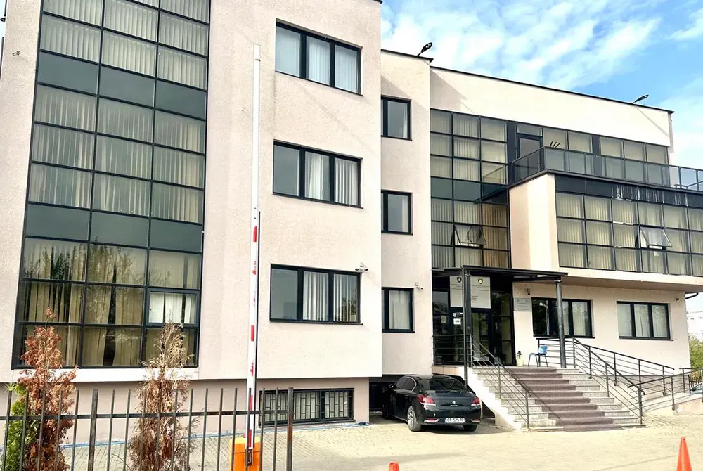 Prokuroria ngren 8 aktakuza ndaj 9 personave në Gjilan