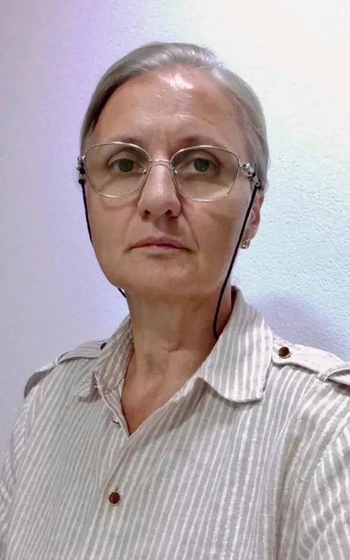 Publikohen vjersha “Sa të gjata janë netët” nga Zymer Mehani Mikes dhe Shqipe Jashar…