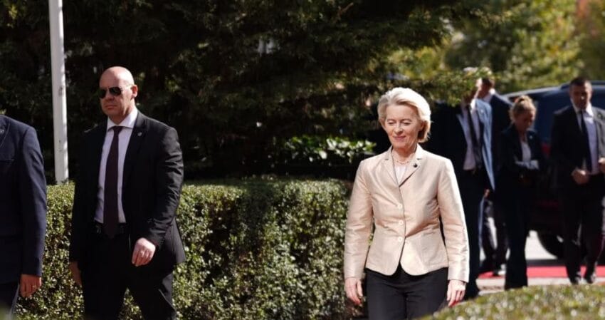 Ursula von der Leyen zhvis vizitën në Kosovë dhe takon krerët institucionalë