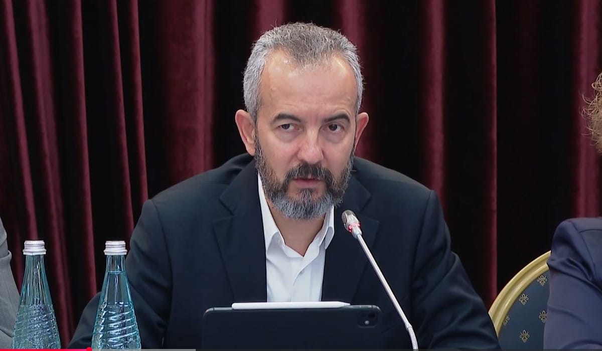 Pse e quan Celibashi domosdoshmëri depolitizimin e komisioneve zgjedhore?