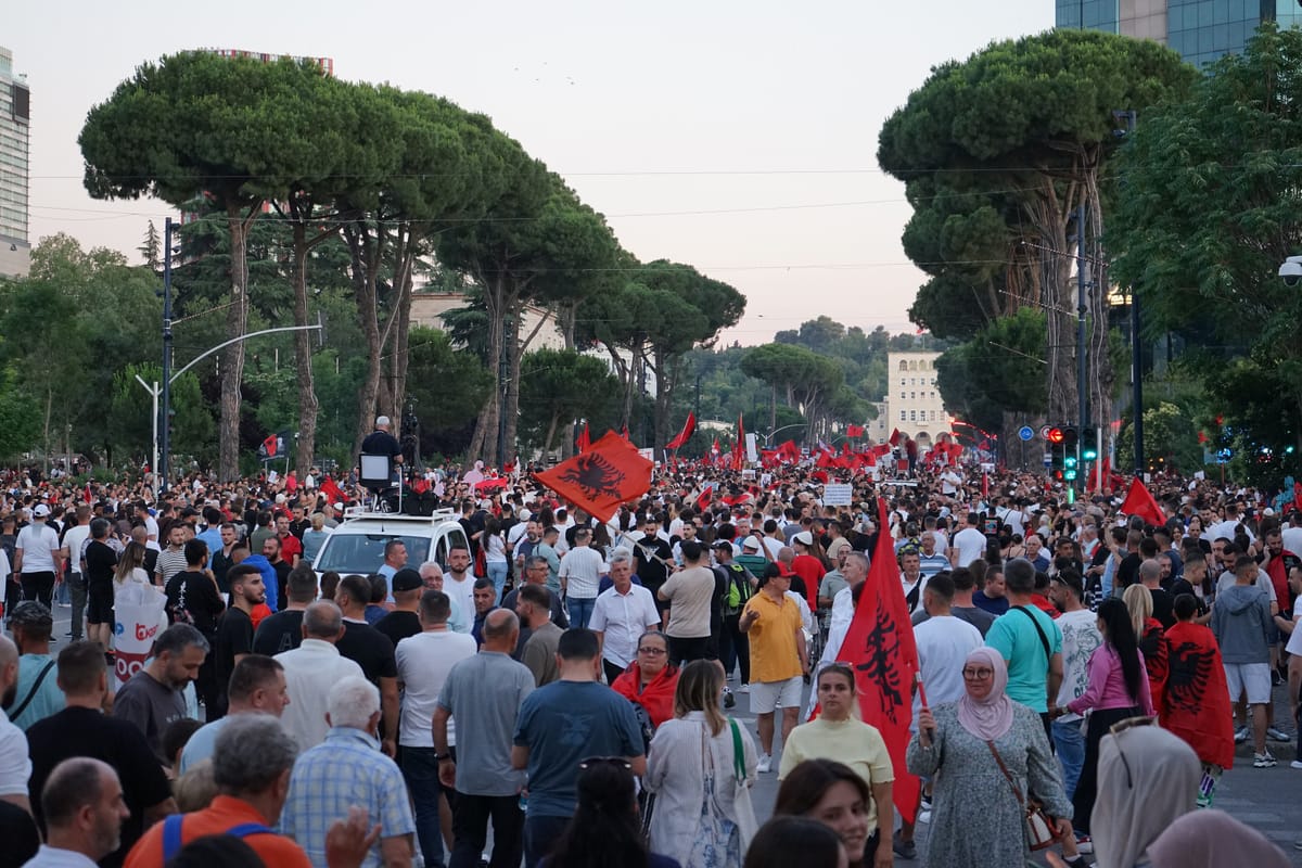 Pse vazhdojnë protestat kundër qeverisë në Tiranë?