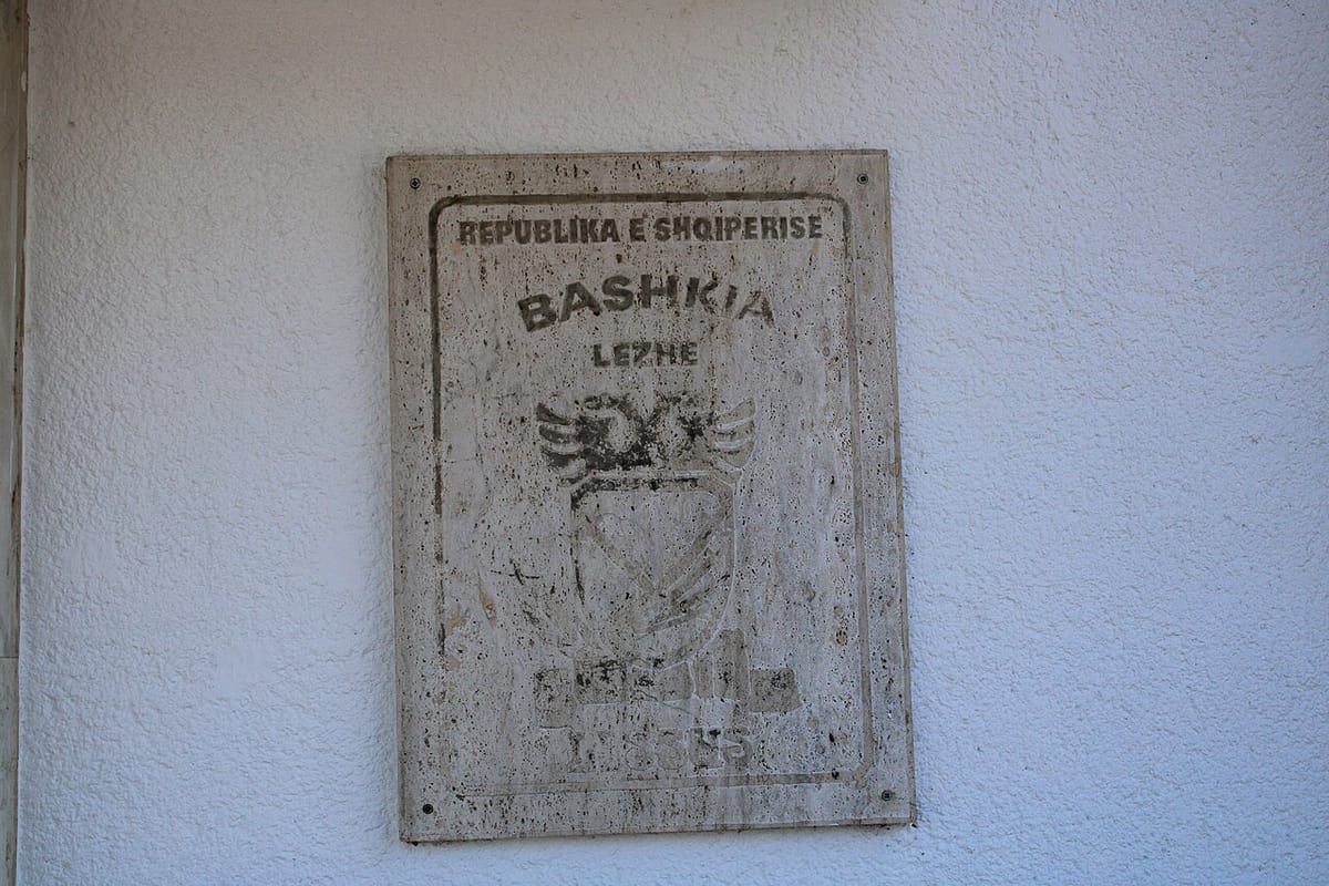Kush e ndezi zjarrin në Malin e Shëngjinit?