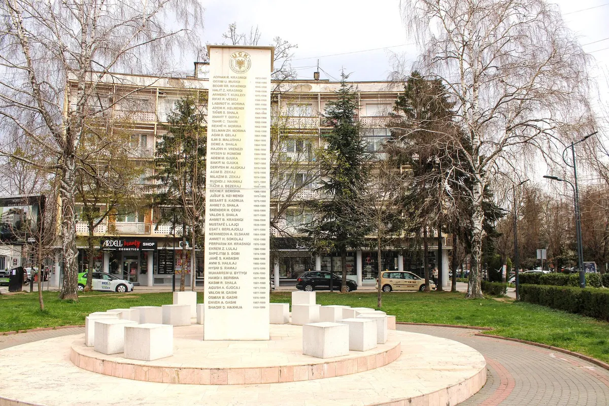 Beteja e Loxhës: kur UÇK-ja dhe FARK-u u ngritën bashkë mbi Pejë, korrik 1998