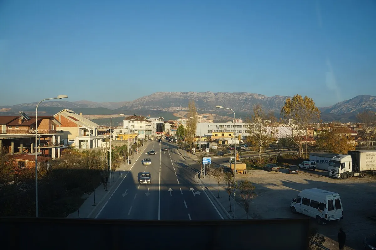 Pse zbulon AMP një lokal ku vendoseshin baste sportive?