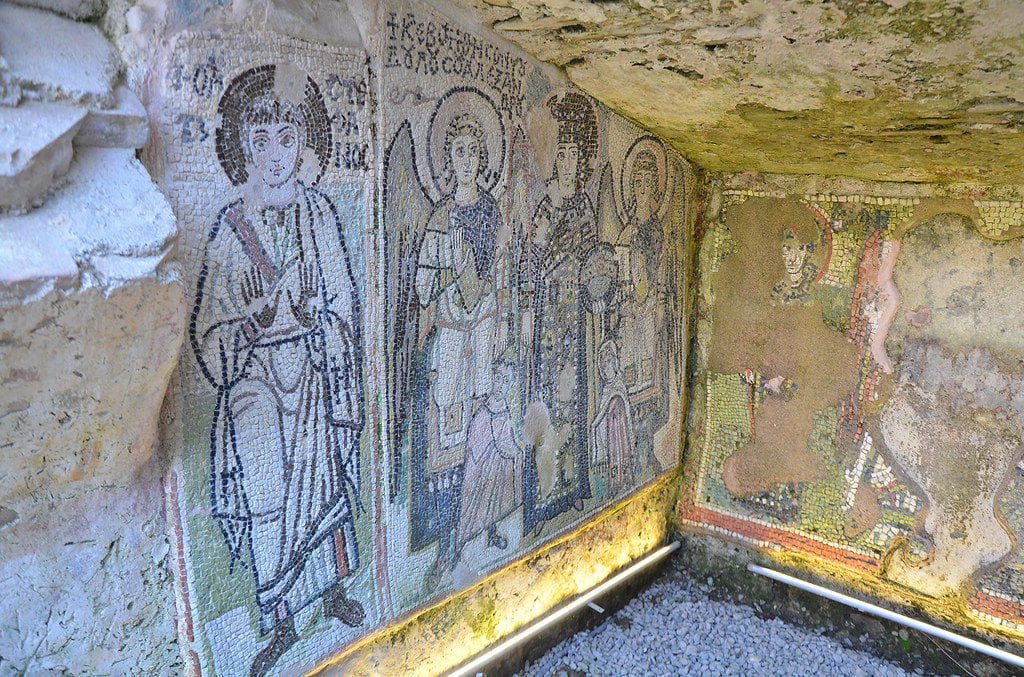 Krishterimi ne Shqiperi: Nga Iliria e Lashte deri me Sot