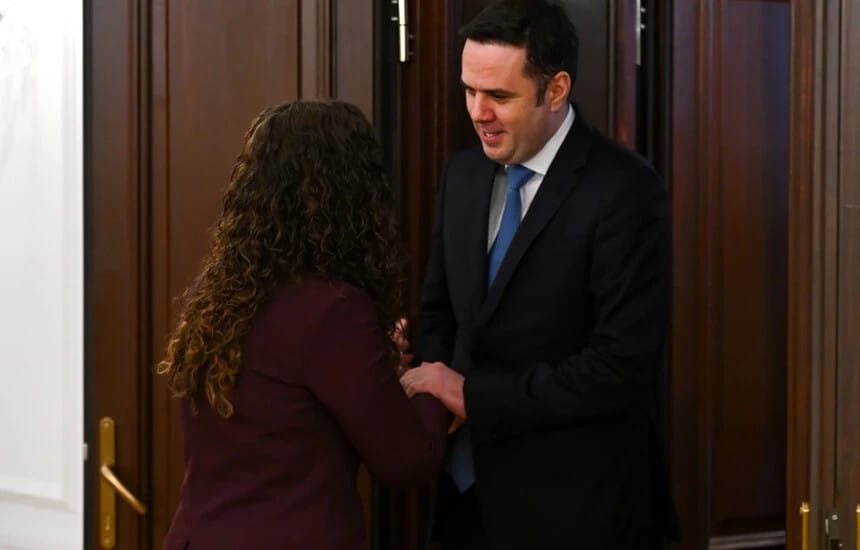 Lumir Abdixhiku dhe Vjosa Osmani — pajtim për bashkim