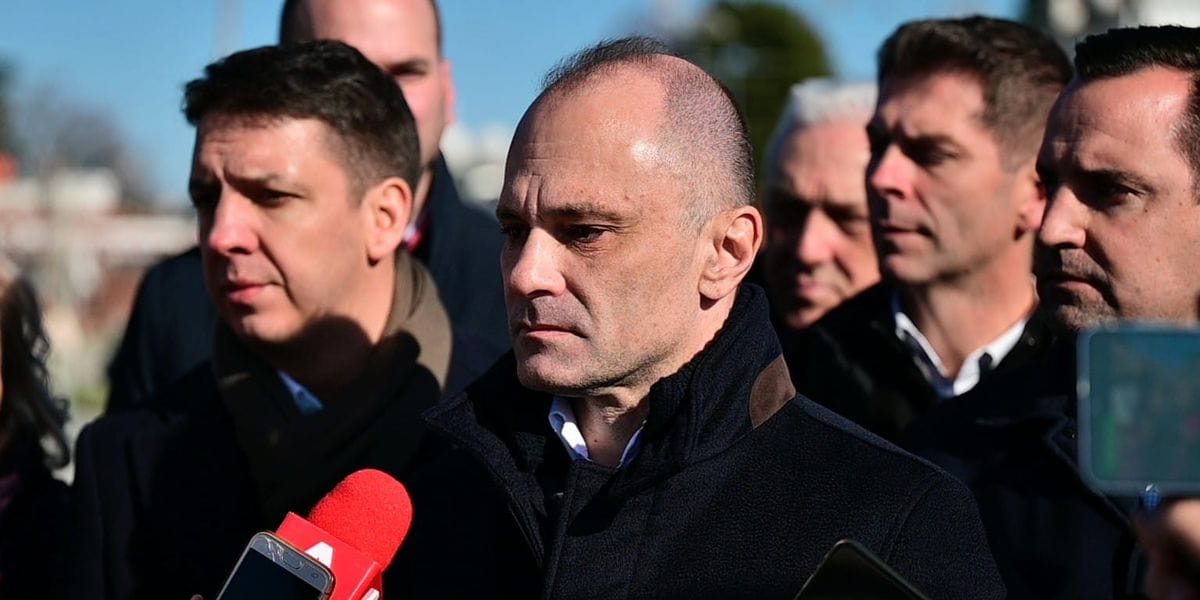 Si po e çon qeveria e Mickoskit Maqedoninë drejt kolapsit sipas Filipçes?